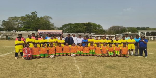 चाईबासा में ‘अस्मिता सिटी लीग 2026’ का आगाज़, खेल के मैदान में दिखेगा बेटियों का दम