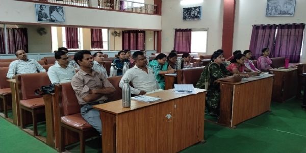 स्व-गणना के लिए तीन दिन शेष, एक मई से घर-घर पहुंचेंगे प्रगणक