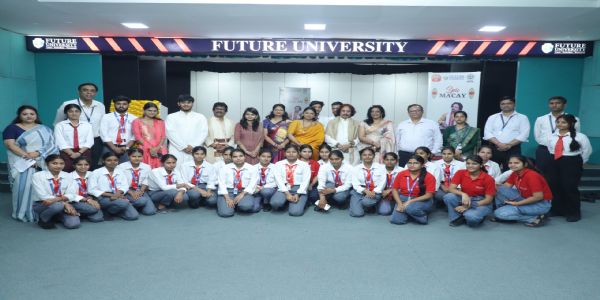 फ्यूचर यूनिवर्सिटी में शास्त्रीय संगीत की छटा, पं. भोलानाथ मिश्रा ने बांधा समां