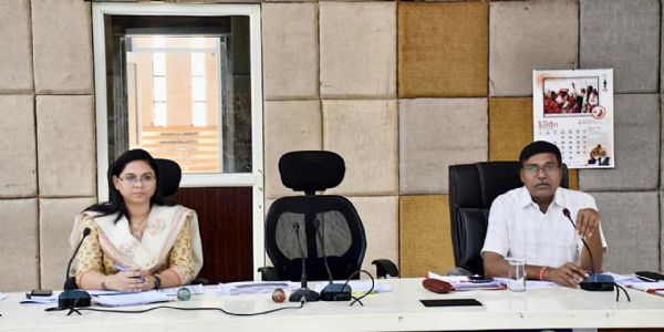 बलरामपुर : ससुशासन तिहार के सभी आवेदनों का समयबद्ध निराकरण करेे : जिला पंचायत सीईओ