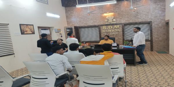 राष्ट्रीय लोक अदालत की सफलता को लेकर विधिक स्वयंसेवकों की हुई बैठक, प्रचार का निर्णय