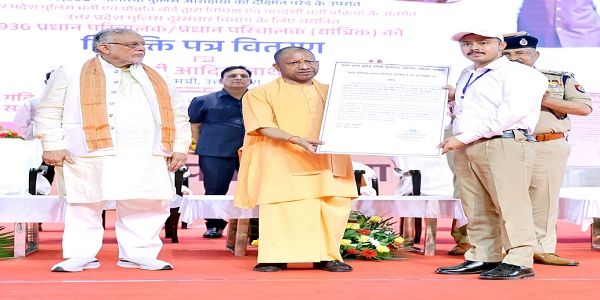 नियुक्ति पत्र पाकर खिले चेहरे, कहा- भ्रष्टाचार की कमर तोड़ने वाले मुख्यमंत्री हैं योगी आदित्यनाथ