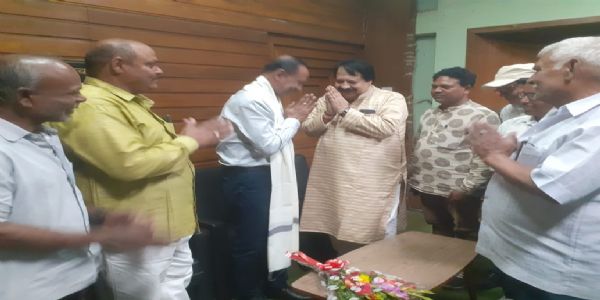 एचईसी के नए निदेशक (कार्मिक) ने लिया पदभार, यूनियन ने किया स्वागत