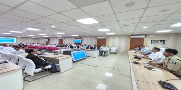 सारण में मुकदमों के त्वरित निष्पादन के लिए हुई बैठक