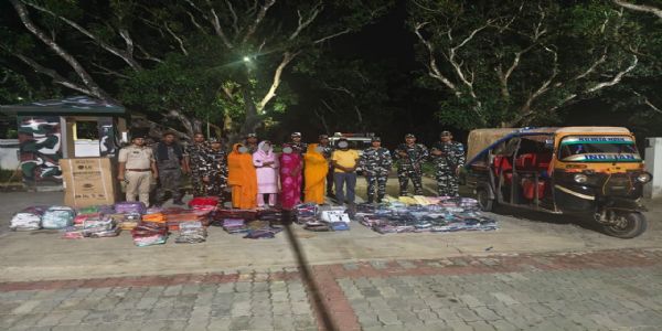 एसएसबी ने इलेक्ट्रॉनिक उपकरण ,कपड़ा सहित 5 तस्करों को किया गिरफ्तार