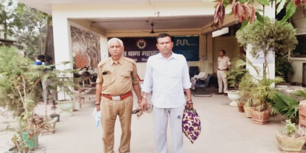 सरकारी राशि गबन मामले में वार्ड पार्षद गिरफ्तार