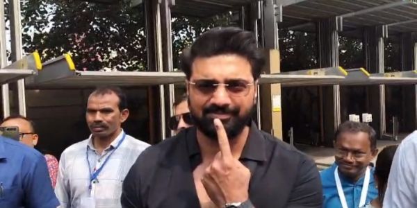 जनसंख्या नियंत्रण की समस्या देश की सबसे गंभीर समस्या है : अभिनेता देव