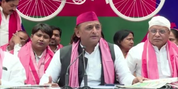 सपा ने महिला आरक्षण लागू न करने पर निंदा प्रस्ताव किया पारित