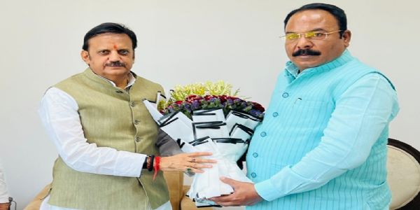 उप मुख्यमंत्री शुक्ल से मिले विंध्य विकास प्राधिकरण और एमपीएससीएससी के नवनियुक्त उपाध्यक्ष