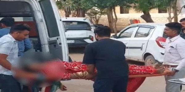 प्रेमी जोड़े ने कीटनाशक पीकर दी जान देने की कोशिश, हालत गंभीर