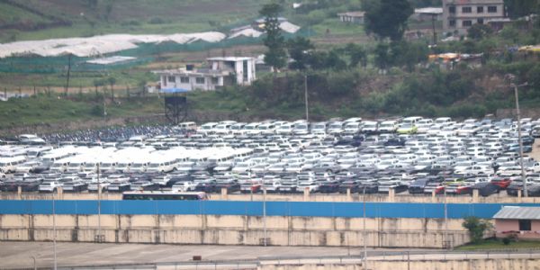 नेपाल सरकार द्वारा जब्त सरकारी वाहन