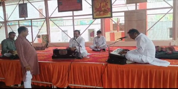 श्री राम जन्मभूमि परिसर में महावीर शर्मा के भजनों से प्रभु श्रीराम की स्तुति