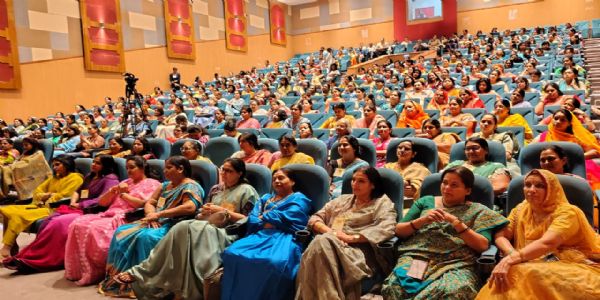 भारत में नारी परंपरागत रूप से सशक्त,आवश्यकता उन्हें अधिक से अधिक अवसर देने की- रामलाल