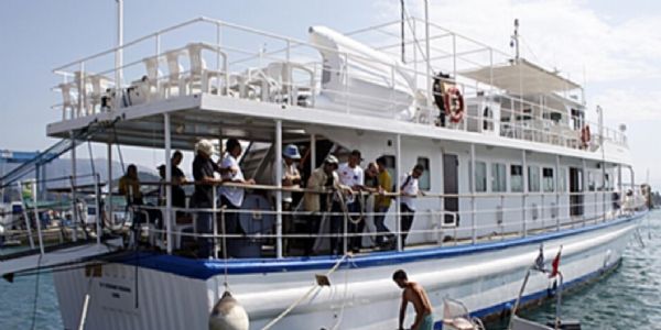 इजराइल ने फ्लोटिला समूह के राहत सामग्री लेकर गाजा जा रहे जहाजों को ग्रीस में रोका