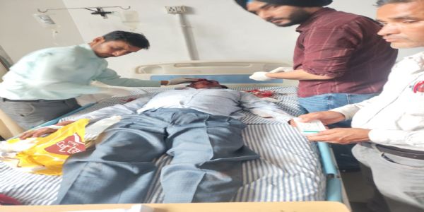 मंडी के सरकाघाट में शादी समाराेह से लौट रहे लोगों की कार गहरी खाई में गिरी , सात घायल