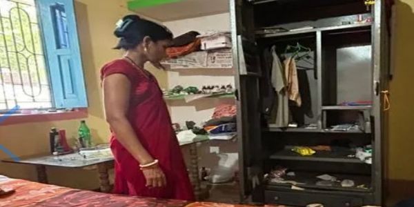 परिवार गया था शादी समारोह में, घर से लाखों की संपत्ति ले उड़े चोर