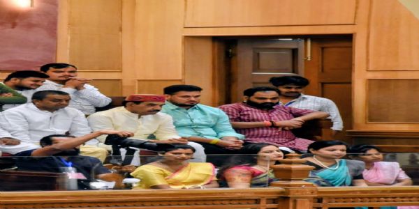 नारी शक्ति वंदन अधिनियम महिलाओं को सशक्त बनाने की मजबूत पहल : अनिल दीक्षित