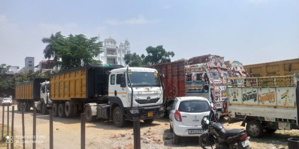 सिरमौर पुलिस द्वारा अवैध खनन के खिलाफ बड़ी कार्रवाई, दो दिनों में 53 वाहनों के चालान
