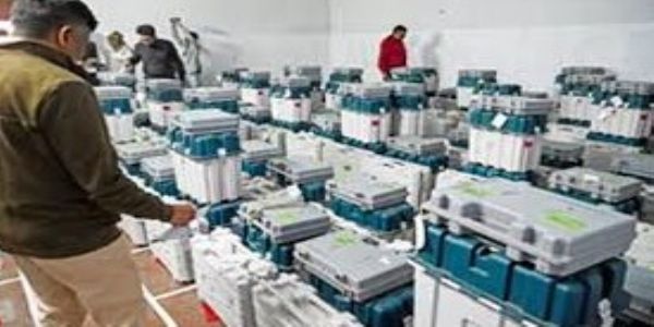 मतगणना केंद्रों में अब केवल क्यूआर कोड आधारित फोटो पहचान पत्र से मिलेगा प्रवेश