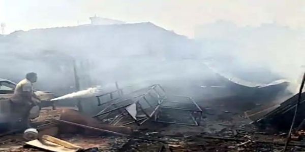 फरीदाबाद में तीन जगह आग, लाखों का नुकसान; दमकल ने संभाली स्थिति