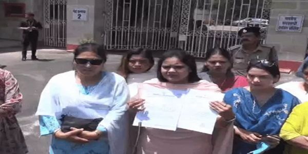 आलोट विधायक पर महिलाओं को प्रताड़ित करने के आरोप, महिला कांग्रेस की प्रदेशाध्यक्ष ने राज्यपाल से की कार्रवाई की मांग