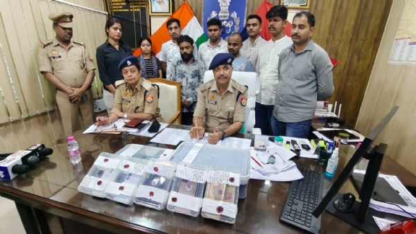 पुलिस की गिरफ्त में शातिर बदमाश