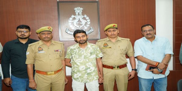 कोडीन कफ सिरप मामले में पांच माह से फरार इनामी शिवम अग्रवाल प्रयागराज से गिरफ्तार