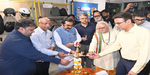 लोक निर्माण मंत्री ने क्षत्रिय समाज भवन का लोकार्पण के साथ श्रीराम कथा में शामिल हुए