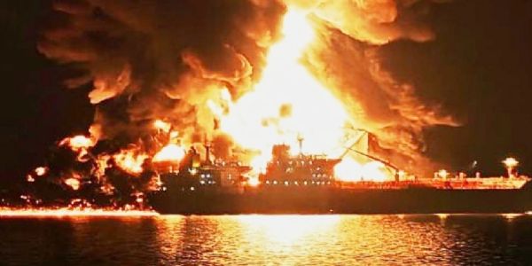 होर्मुज जलडमरूमध्य के आसमान पर अशांति के बादल हैं। फोटो - इंटरनेट मीडिया