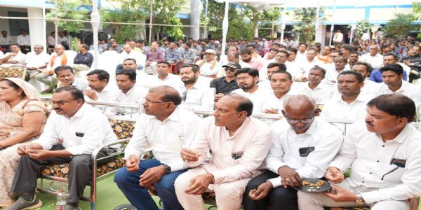 भखारा में लाइवलीहुड कॉलेज का शुभारंभ