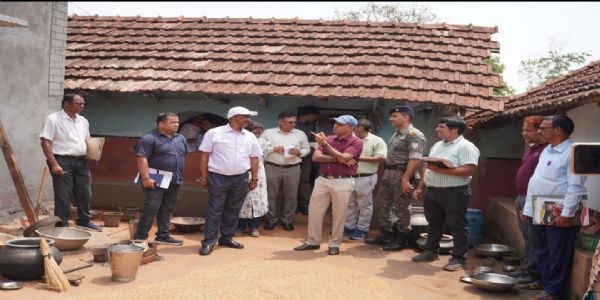 उपायुक्त ने योजनाओं में पारदर्शिता और गुणवत्ता पर दिया जोर