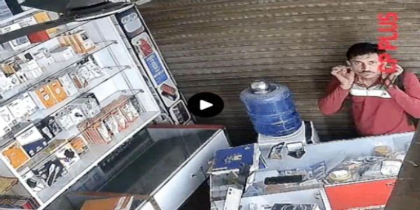 फतेहाबाद में मोबाइल शॉप के ताले टूटे, नकदी व फोन चोरी