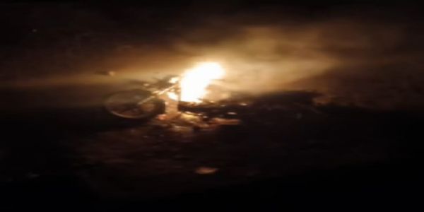 प्रयागराज : दो पक्षों में मारपीट के बाद बवाल, पथराव और आगजनी