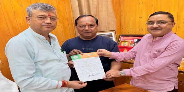 शहीद विभूति नारायण ढौडियाल स्मृति में बनेगा “स्मृति द्वार”, मेयर ने दी  स्वीकृति