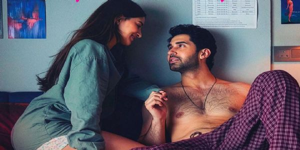 पहली झलक में दिखा 