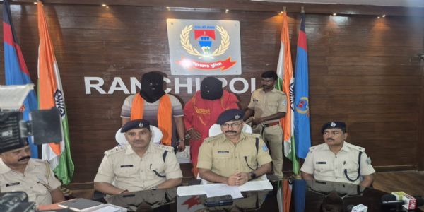 नाबालिग की हत्या कर एंबुलेंस से गयाजी ले जाकर किया दाह संस्कार, पिता-पुत्र गिरफ्तार