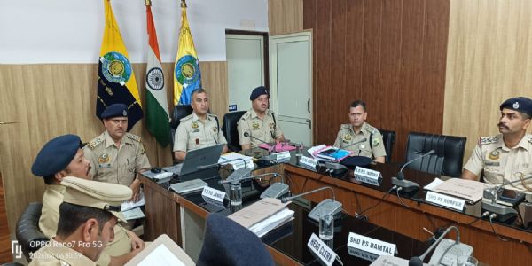 नूरपुर पुलिस की मासिक अपराध समीक्षा बैठक, एसपी ने दिए लंबित मामलों को सुलझाने के निर्देश