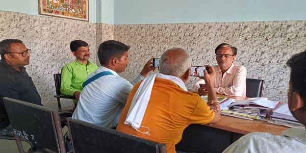 जिले में एलपीजी आपूर्ति सामान्य, होम डिलीवरी के माध्यम से उपभोक्ताओं को गैस सिलेंडर की आपूर्ति : दीपेश कुमार