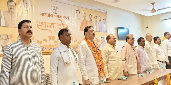 प्रधानमंत्री मोदी विकसित, आत्मनिर्भर और खुशहाल भारत निर्माण के लिए प्रतिबद्ध : हरिओम शर्मा