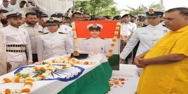 राजस्थान की वीर बेटी अंशु राठौड़ को नम आंखों से विदाई, सैन्य सम्मान से हुआ अंतिम संस्कार