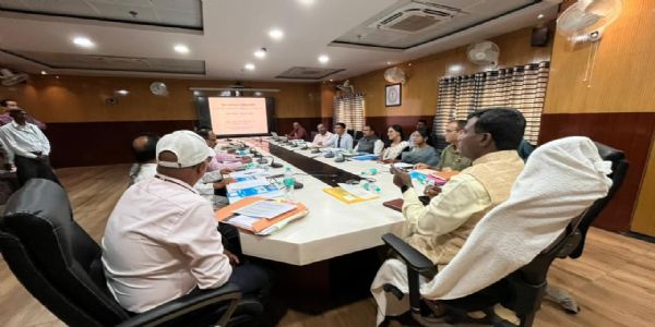 निजी स्कूलों की मनमानी पर जुर्माना लगना तय : उपायुक्त