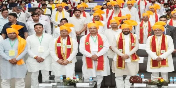 सोनीपत: उपराष्ट्रपति सीपी राधाकृष्णन राज्यपाल         असीम कुमार घोष और मुख्यमंत्री नायब सिंह सैनी व अन्य