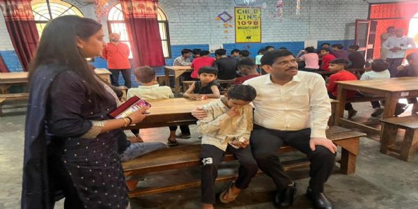 नूंह में जिला एवं सत्र न्यायाधीश ने किया चिल्ड्रन होम का औचक निरीक्षण