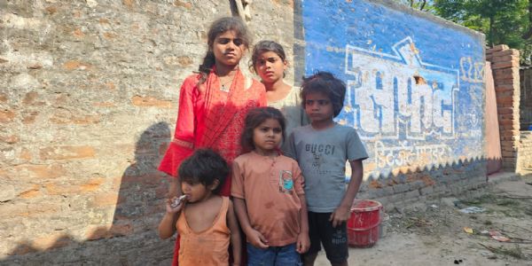 जहरीली शराब कांड: लड्डू की मौत से उसकी पांच मासूम पुत्रियों को देख लोगों का दहल जा रहा है कलेजा