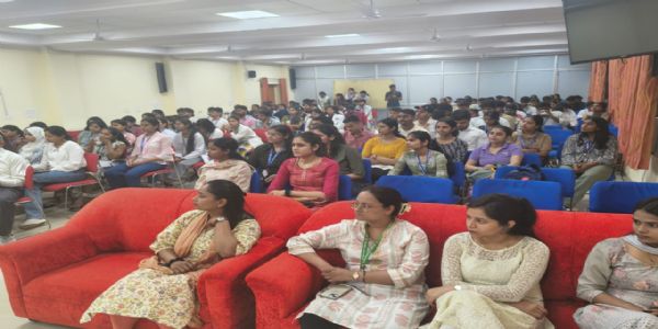 विश्व स्वास्थ्य दिवस पर सीएसजेएमयू में प्रतियोगिताएं आयोजित, स्वास्थ्य जागरूकता पर दिया जोर : धीरज कुमार