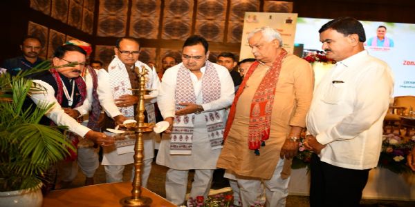 केंद्र सरकार किसानों की आय बढ़ाने के लक्ष्य की ओर कर रही तेजी से कार्य : शिवराज