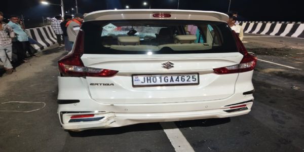 सड़क हादसे में महिला सहित दो की मौत, पांच घायल