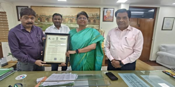 बौद्धिक संपदा अधिकारों पर जागरूकता कार्यक्रम के लिये कुलपति काे मिला प्रशस्ति पत्र