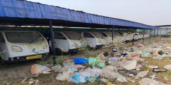 कचरे में तब्दील हुई कचरा प्रबंधन योजना, करोड़ों के संसाधन पड़े बेकार