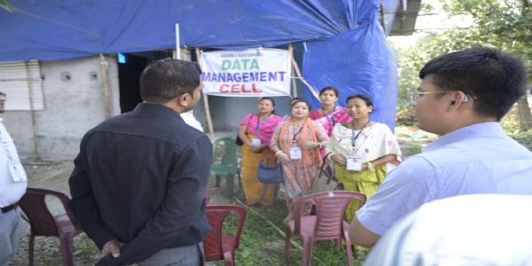 मतदान से पूर्व तैयारियों का जायजा, डीसी एवं डीईओ ने किया निरीक्षण